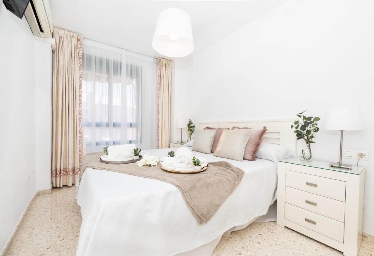 Miranda Premium Center Apartment Malaga Luaran gambar