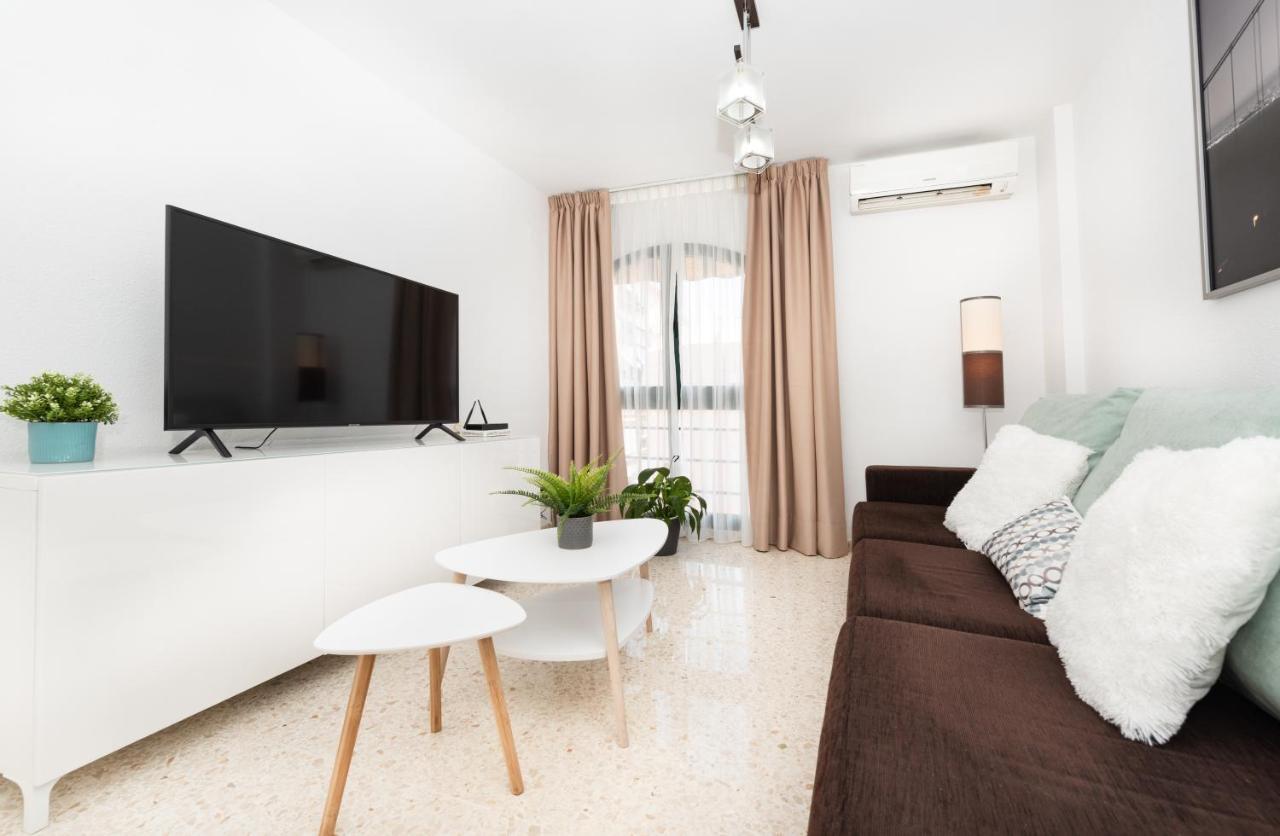 Miranda Premium Center Apartment Malaga Luaran gambar