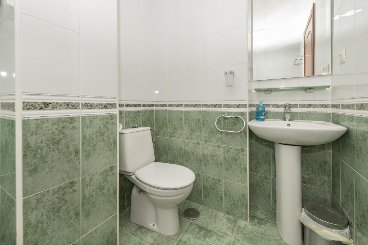 Miranda Premium Center Apartment Malaga Luaran gambar